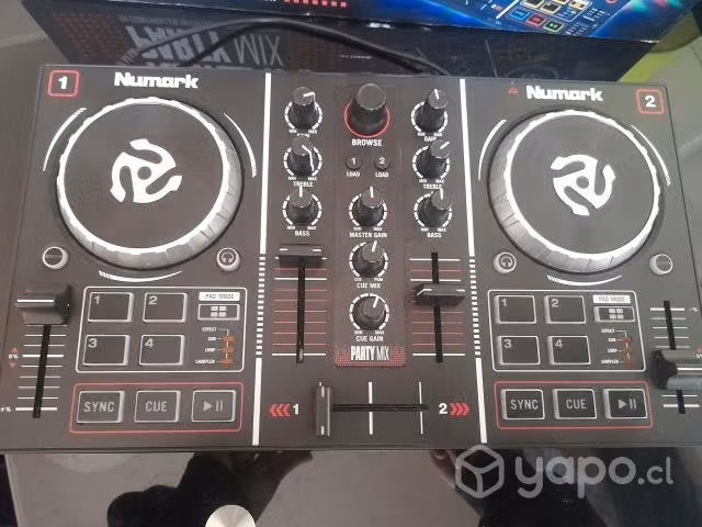 Numark Party Mix