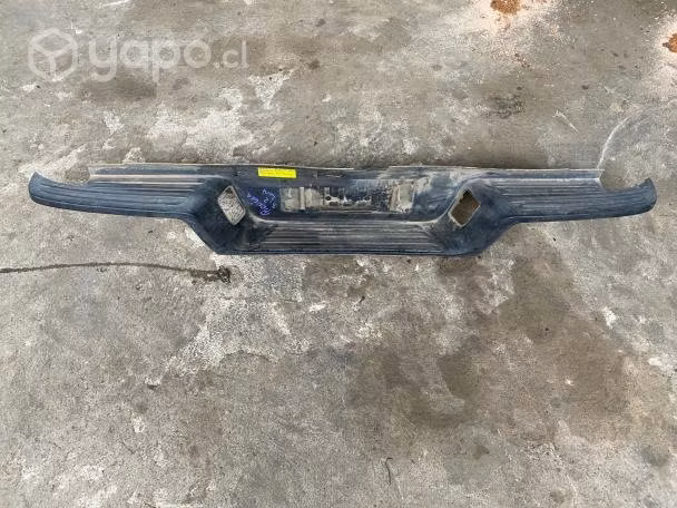 Moldura parachoque trasero Ford Ranger 3.2 2014