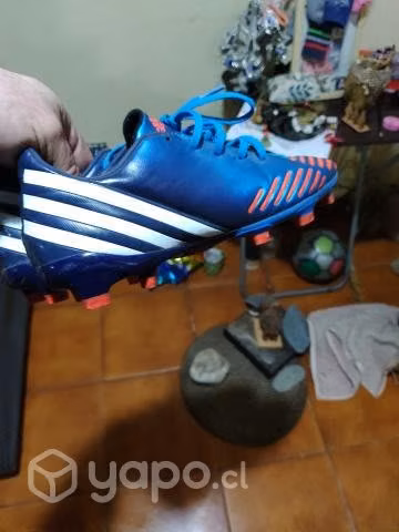 Zapatos de fútbol Adidas #40 35 mil solo wasap