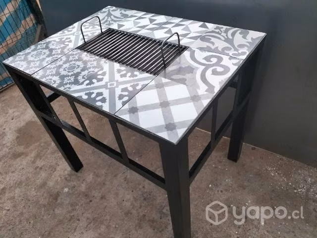 Mesa con brasero para terrazas