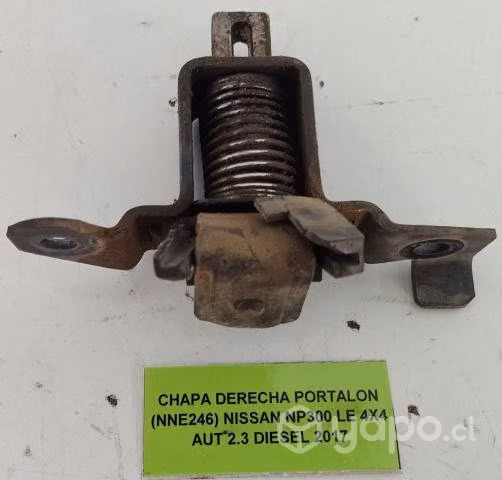 Chapa Derecha Portalón (NNE246) Nissan NP300 LE