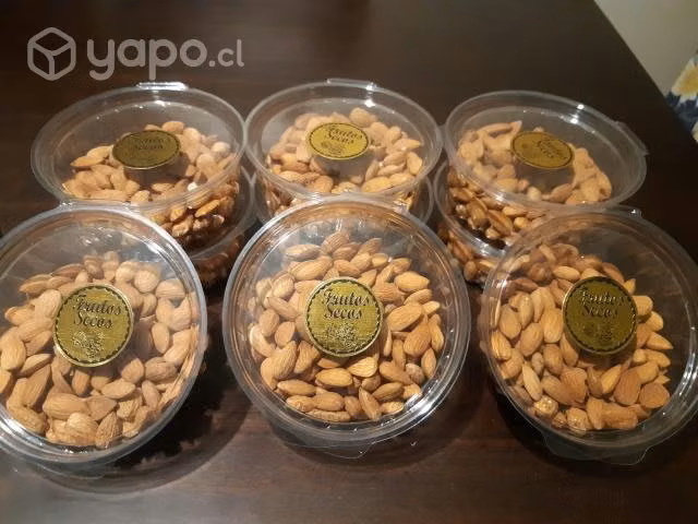 Almendras Por kilo y por pote