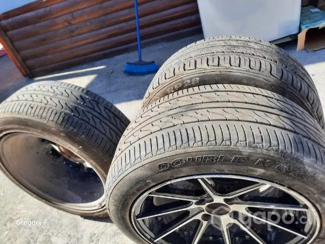 Llantas con neumáticos
