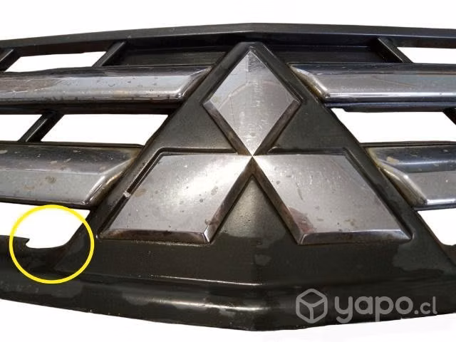 Máscara Mitsubishi L Con Detalle - Imagen 4