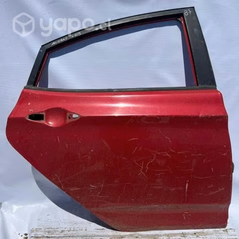 Puerta Trasera Derecha Hyundai accent 2015