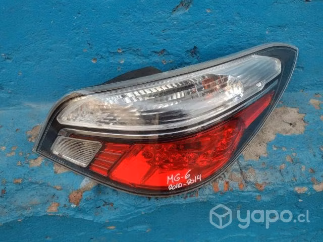 Foco trasero der MG  - Imagen 2
