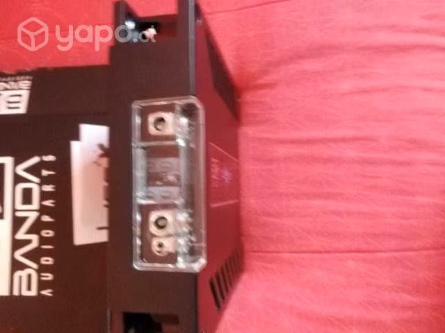 Amplificador y bazooka(nuevos), ambos en 150mil