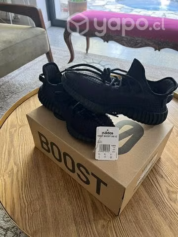 Yeezy 350 V2 Onyx