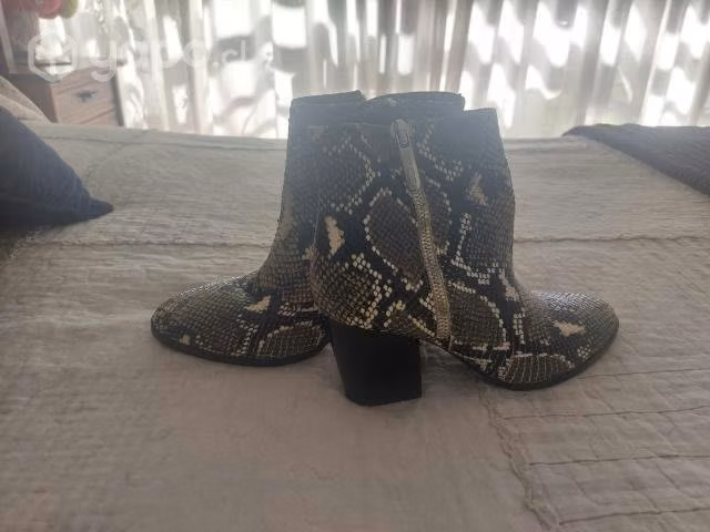 Botines mujer talla 38 animal print