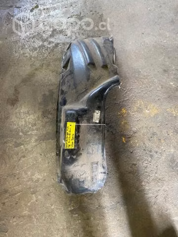 Guardafango trasero izquierdo Mitsubishi L200 2016