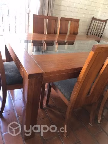 Hermosa mesa de comedor con 6 sillas