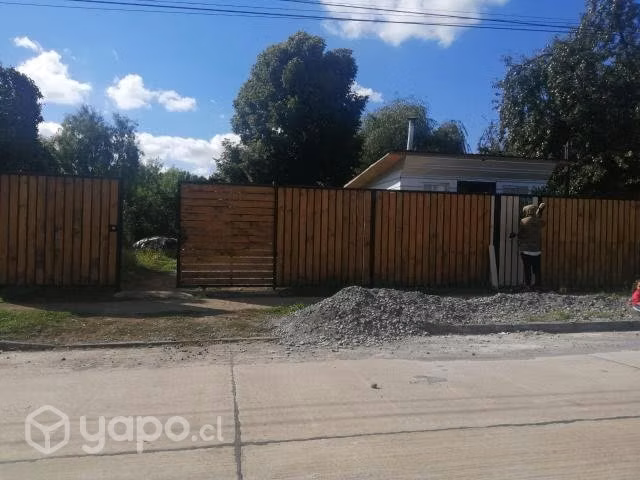 Casa nueva con amplio patio - Imagen 2