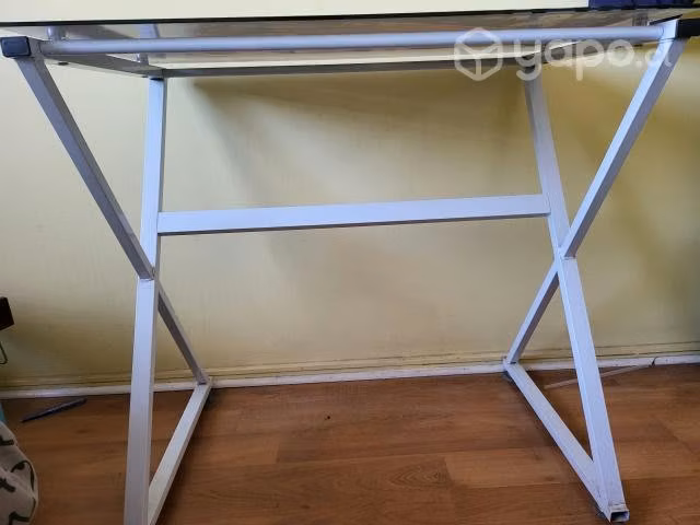 Escritorio mas silla - Imagen 4