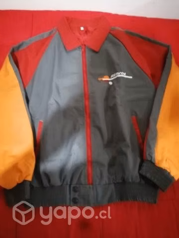 Parca deportiva de colores