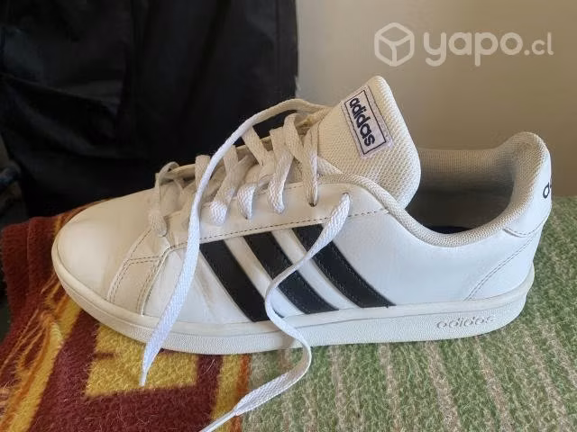 Zapatilla Adidas - Imagen 3