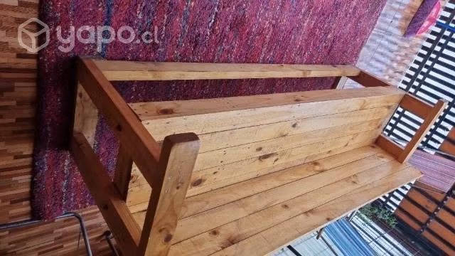 Silla de madera