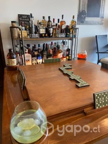 Mesa de Dominó y Juegos