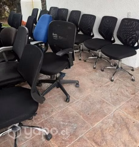 Lote de sillas de escritorio