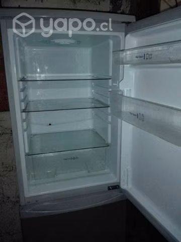Refrigerador midea poco uso