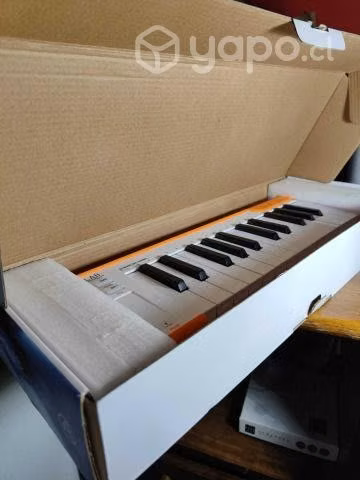 Controlador Midi Microlab Arturia - Imagen 3