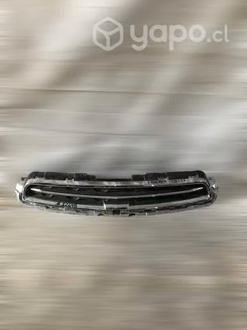 Mascara Superior Chevrolet Tracker 2013 2016