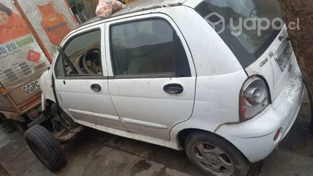 Puerta delantera izquierda chery iq