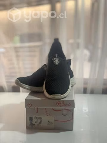 Zapatillas mujer talla 38 como nuevas