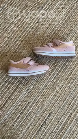 Zapatillas Colloky número 37, como nuevas