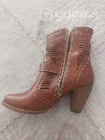 Botines cafe talla 38 mujer