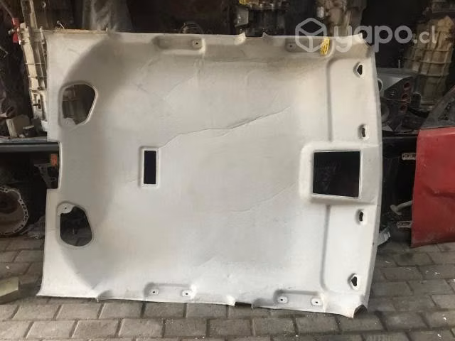 Tapiz techo con detalle Mahindra