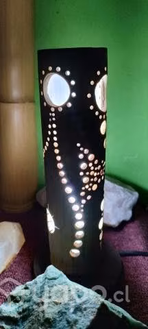 Lámpara de bambú