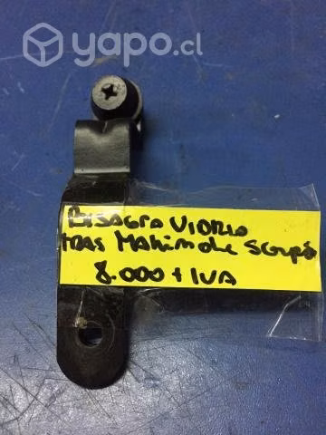 Bisagra vidrio trasero Mahindra Scorpio