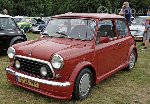Ensanche austin mini rover nuevo plastico - Imagen 2
