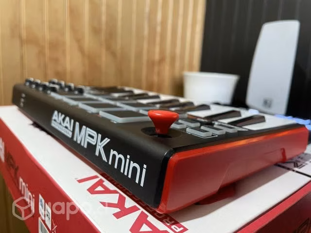 Akai MPK Mini Mk2