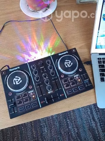 Numark Party Mix