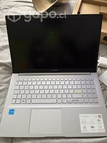 Notebook nuevo, sin uso i3 11va generacion