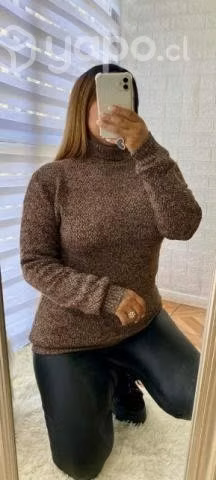 Sweater con polar varias tallas