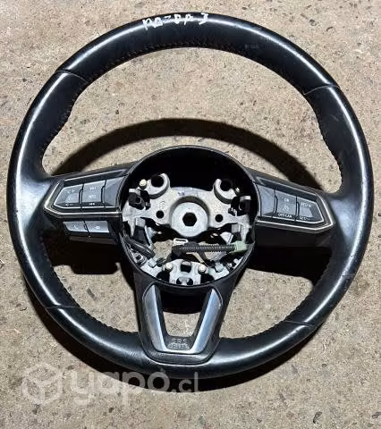 Volante Mazda 3 2019