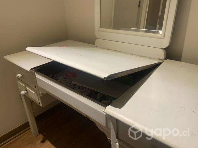 Mueble antiguo - Imagen 3