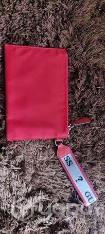 Sobre - cartera Guess Nuevo - Imagen 3