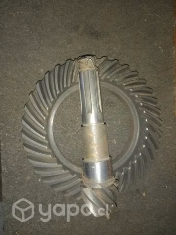 Corona y piñon 36/7 = 5,1.Jeep Rumano marca Aro