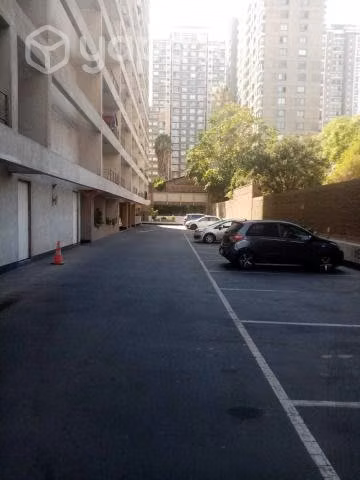 Seguro, cercano varios metros