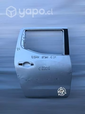 Puerta trasera Nissan Np