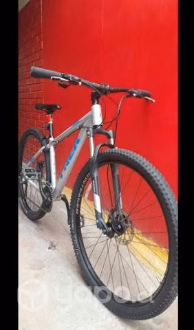 Trek marlin 4 8/10 aro 29 talla 17.5