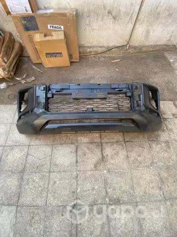 Parachoques del mitsubishi l200 19/23