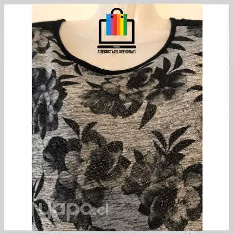 Polera Oasis Flores Gris Negro - Imagen 5