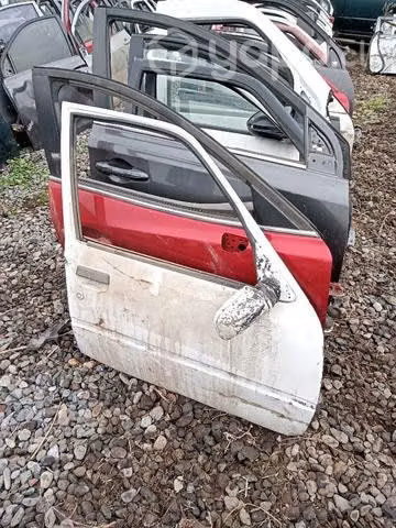 Peugeot 205 puerta copiloto envio regiones