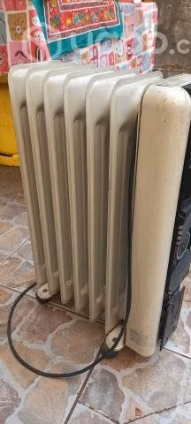 Estufa oleoelectrica De longhi - Imagen 2