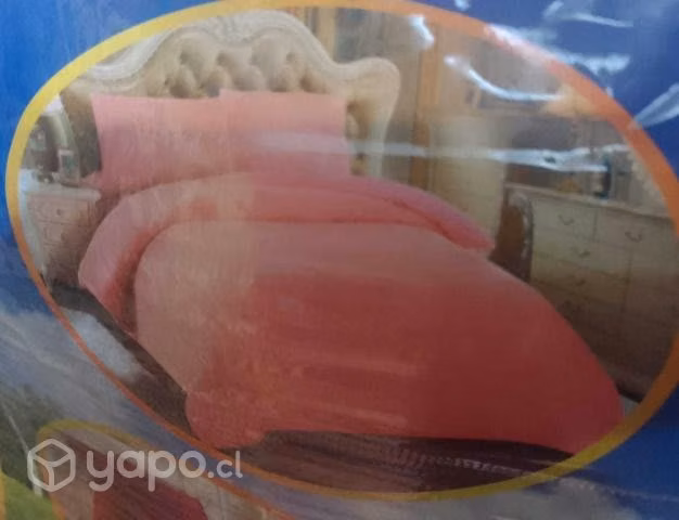 Cubrecama con cubrecojin
