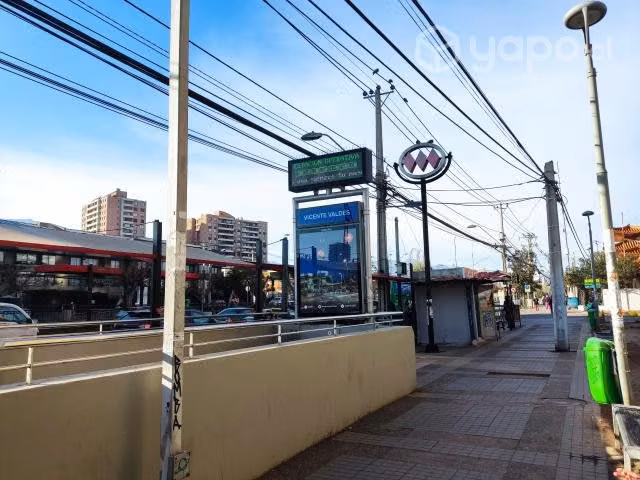 Metro Vicente Valdes